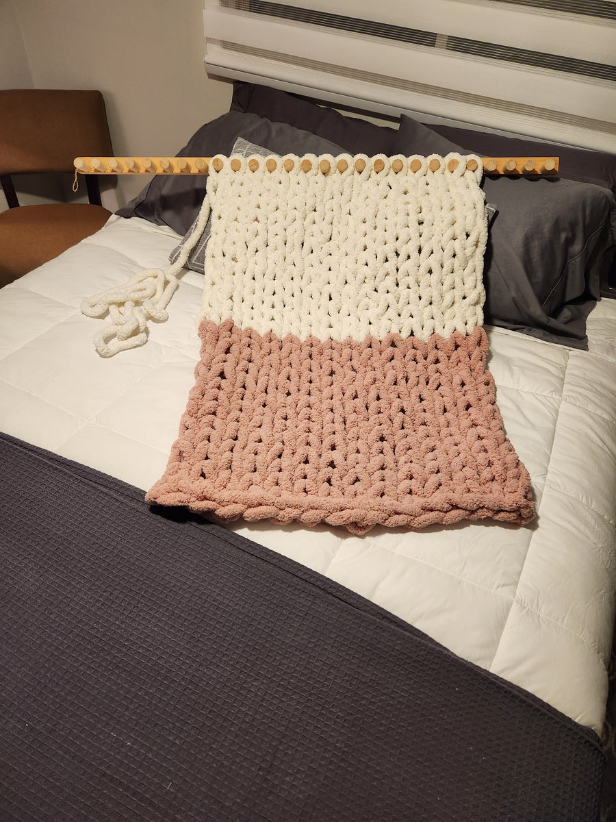 Discover the Ultimate Chunky Blanket Knitting Looms Uppercase Designs