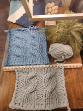 Load image into Gallery viewer, Over 100 Video Tutorials (LOOM NOT INCLUDED) - How to use Chunky Blanket Loom and Stitch Patterns
