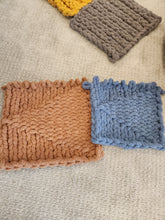 Load image into Gallery viewer, Over 100 Video Tutorials (LOOM NOT INCLUDED) - How to use Chunky Blanket Loom and Stitch Patterns