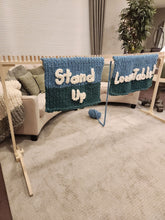 Load image into Gallery viewer, Stand Up Loom Table - Stand Up or use over your bed!