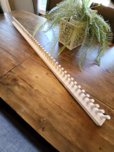 Load image into Gallery viewer, Skinny Blanket Loom for 1cm-3/8" thick yarn