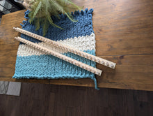 Load image into Gallery viewer, Chunky Blanket Loom