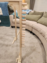 Load image into Gallery viewer, Stand up loom lifter