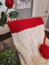 Load image into Gallery viewer, Jumbo Loom with Jumbo Yarn #8 Red and Oatmeal
