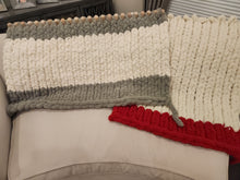 Load image into Gallery viewer, Jumbo Yarn #8 Blankets