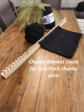 Load image into Gallery viewer, Skinny Blanket Loom for 1cm-3/8" thick yarn