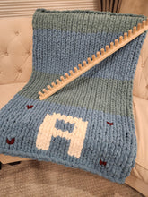 Load image into Gallery viewer, 63" Kit - Chunky Blanket Loom with 6 skeins of yarn (E)