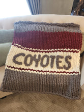 Load image into Gallery viewer, Chunky Blanket Loom™ Knitting Loom Over 100 Lifetime Video Tutorials & Patterns (E)