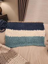 Load image into Gallery viewer, Extendable Chunky Blanket Loom™ for Jumbo #7 Yarn | 100+ Lifetime Tutorial Videos (E)
