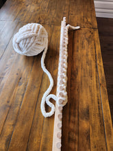 Load image into Gallery viewer, 63" Kit - Chunky Blanket Loom with 6 skeins of yarn (E)