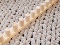 Load and play video in Gallery viewer, DIY Chunky Knit Blanket
