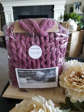 Load image into Gallery viewer, Chunky Blanket Loom - Standard Size - NO EXPERIENCE - Online Tutorials - Uppercase Designs in Wood - 1-888-860-7735