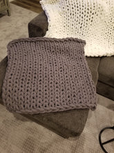 Load image into Gallery viewer, KIT - Chunky Blanket Loom™ 46&quot; Long - 30 Pegs - (***Now includes 4 Skeins of yarn) - Beginner Level
