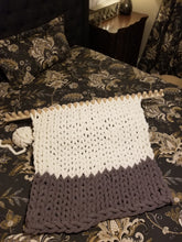 Load image into Gallery viewer, Chunky Yarn
