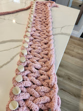 Load image into Gallery viewer, BLUEPRINT - How to make the Chunky Blanket Loom™ with Over 100 Tutorials
