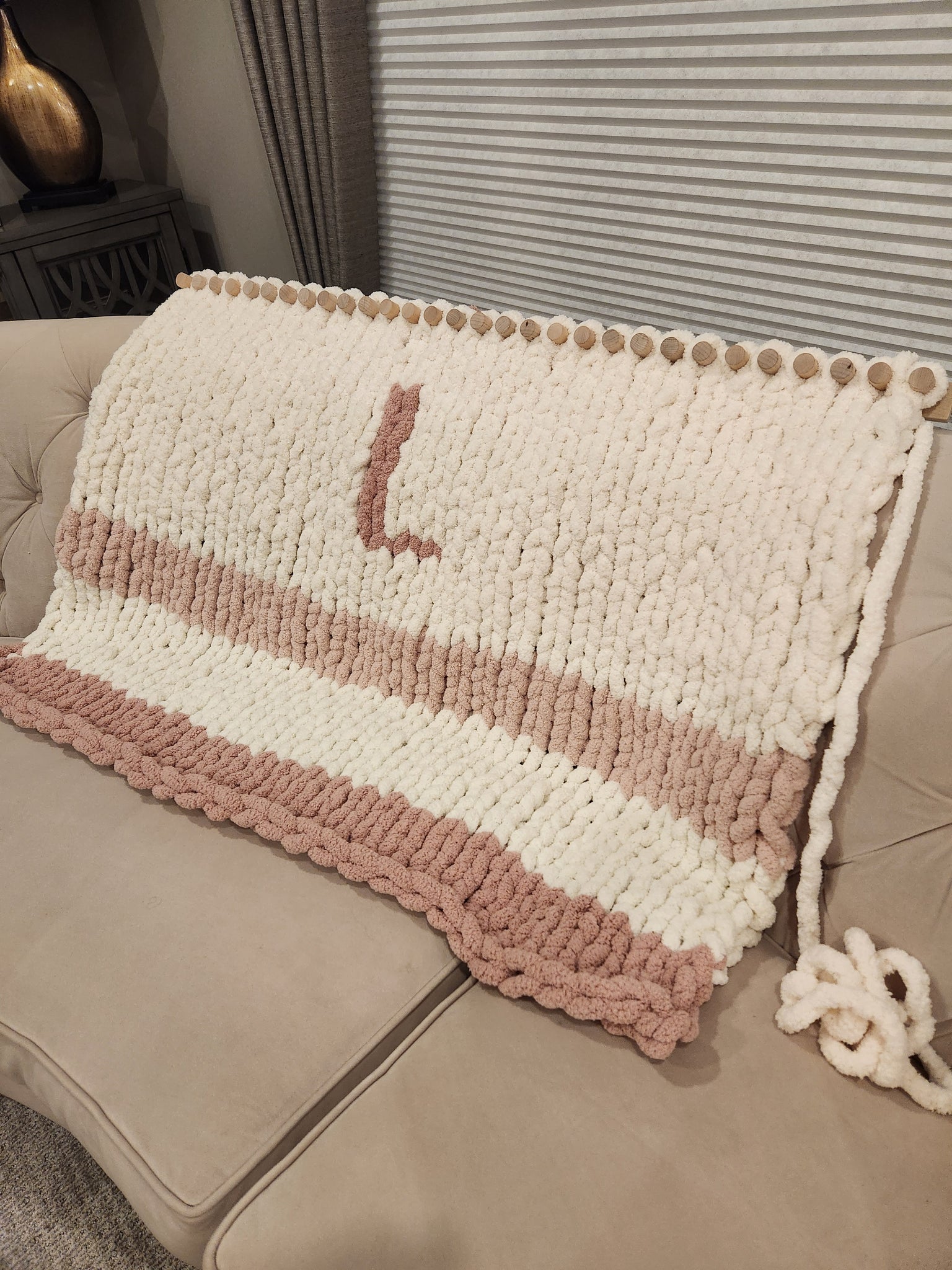 Initials and Number Graphs for Chunky Blankets – Uppercase Designs