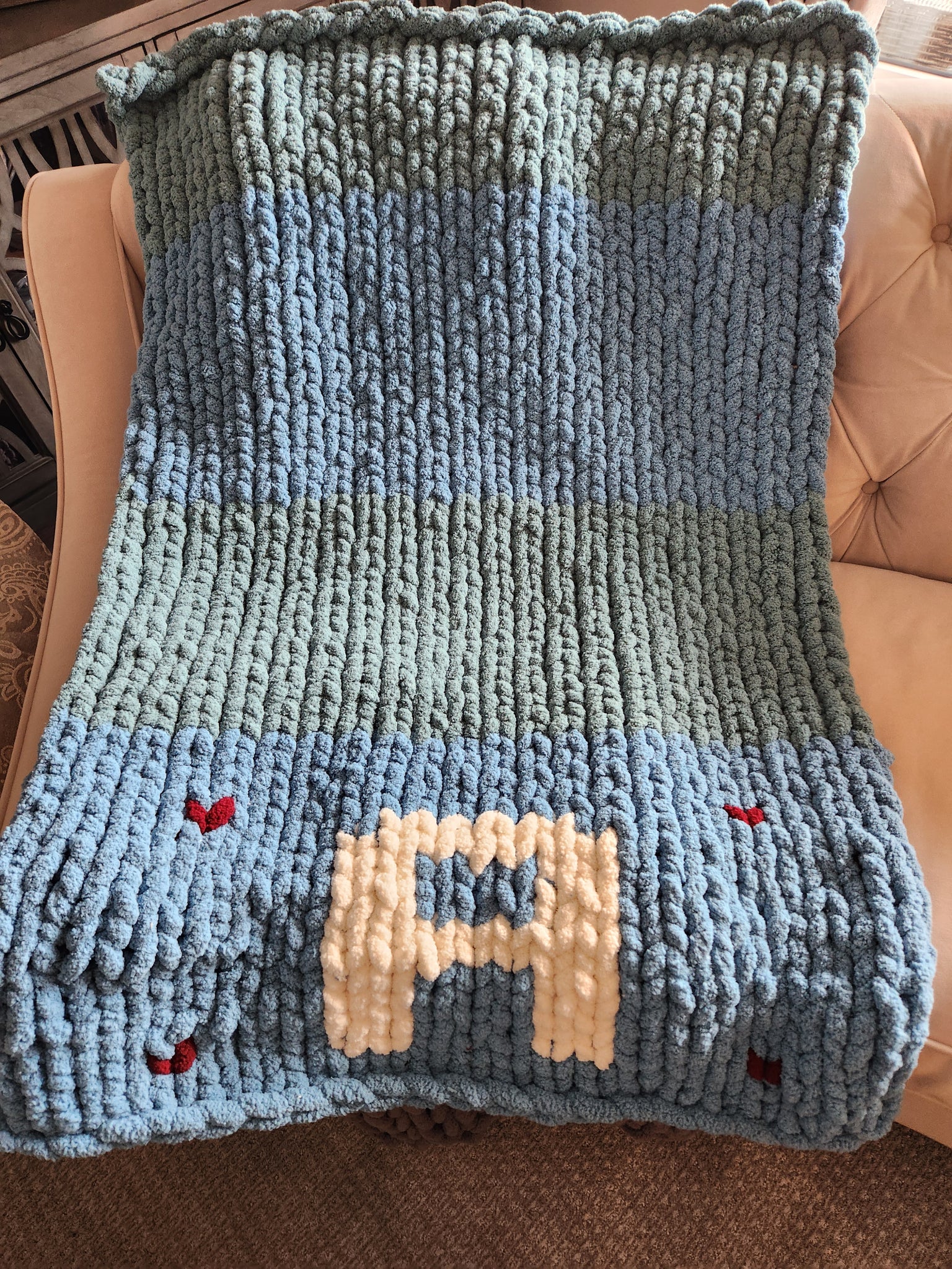 Initials and Number Graphs for Chunky Blankets – Uppercase Designs