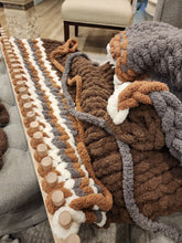 Load image into Gallery viewer, Chunky Blanket
