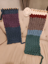 Load image into Gallery viewer, 10 Peg Sammy Bear Chunky Blanket Loom - Make scarves, car seat blankets and more
