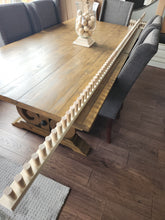 Load image into Gallery viewer, CUSTOM Giant Chunky Blanket Loom - Sizes up to 175&quot; Long - Over 100 Video Tutorials Included
