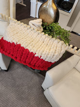 Load image into Gallery viewer, Jumbo Blanket Loom 36&quot; - for Jumbo #8 Yarn - NO EXPERIENCE - Video Tutorials Included
