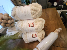 Load image into Gallery viewer, Skeins of Jumbo #8 Yarn in Oatmeal
