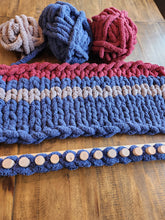 Load image into Gallery viewer, Extendable Chunky Blanket Loom™ 45" Knitting Loom with Lifetime Tutorial Over 100 (E)
