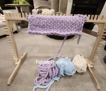 Load image into Gallery viewer, Convertible Loom Table for making Chunky Knit Blankets in comfort

