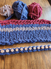 Load image into Gallery viewer, Extendable Chunky Blanket Loom™ 45" Knitting Loom with Lifetime Tutorial Over 100 (E)
