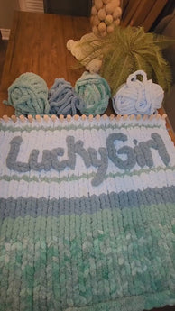 63" Kit - Chunky Blanket Loom with 6 skeins of yarn (E)