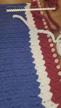 Load and play video in Gallery viewer, Chunky Blanket Loom™  Knitting Loom Over 100 Lifetime Video Tutorials &amp; Patterns
