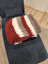 Load image into Gallery viewer, Chunky Knit Blanket

