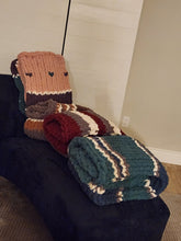 Load image into Gallery viewer, Chunky Knit Blanket
