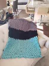 Load image into Gallery viewer, Chunky Blanket Loom - Standard Size - NO EXPERIENCE - Online Tutorials - Uppercase Designs in Wood - 1-888-860-7735
